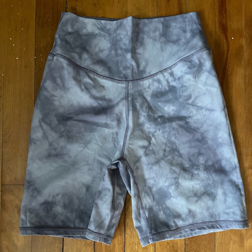 *2 for 10 *Women's lavender Tie-Dye Shorts
